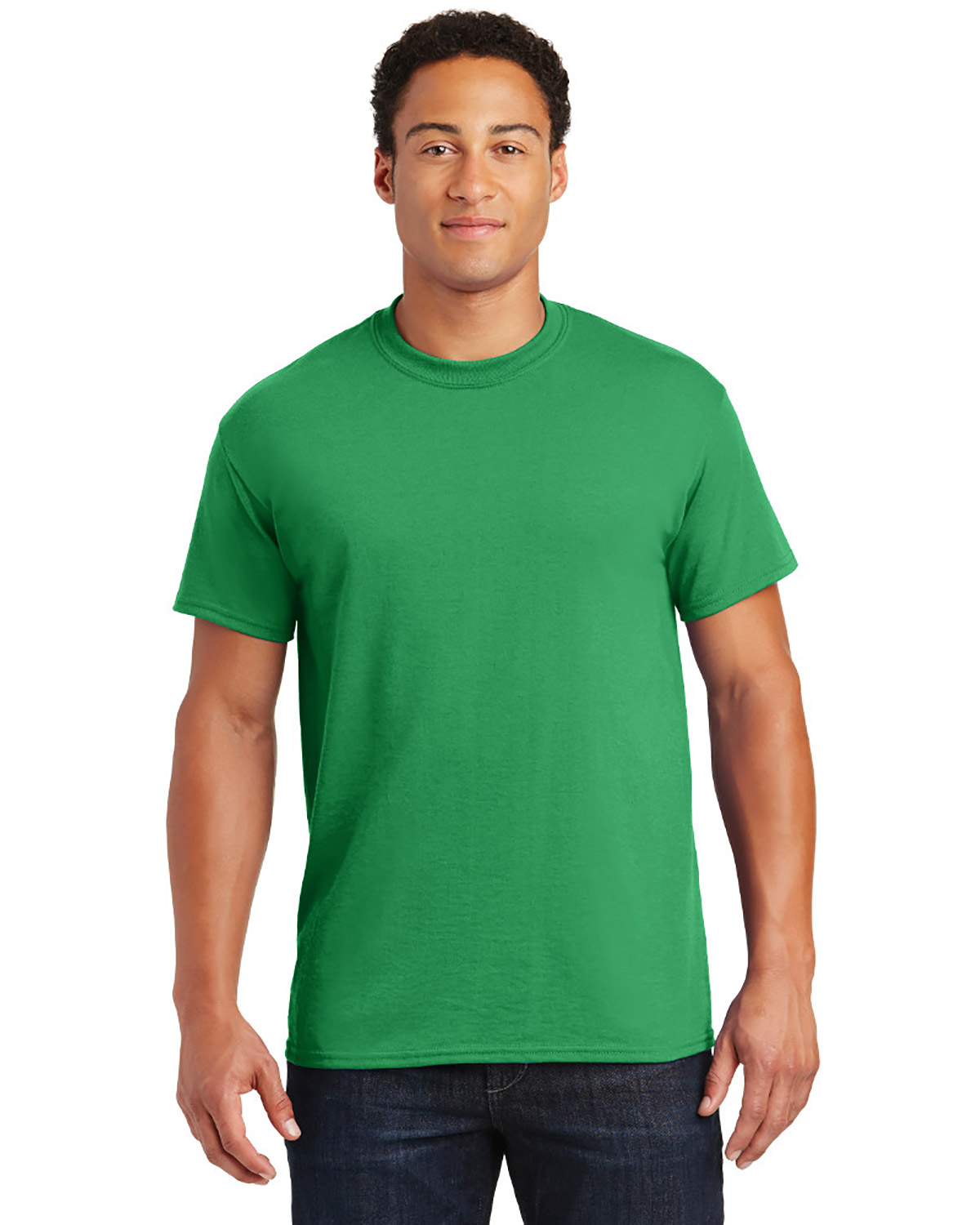 8000_irishgreen_model_front_032017 Gildan G800